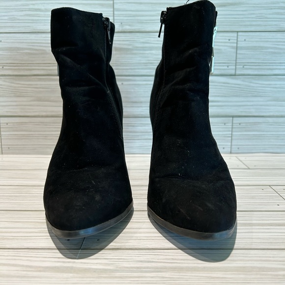 Express Suede Booties - Picture 4 of 9